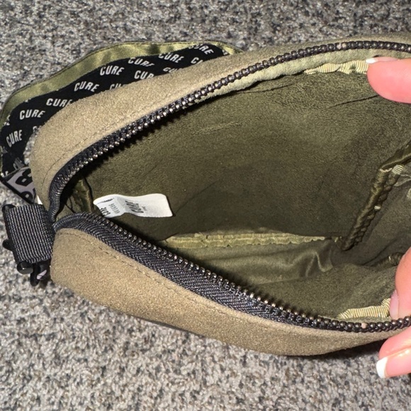 CURE Olive and Black Patchwork Messenger Bag - Picture 3 of 4